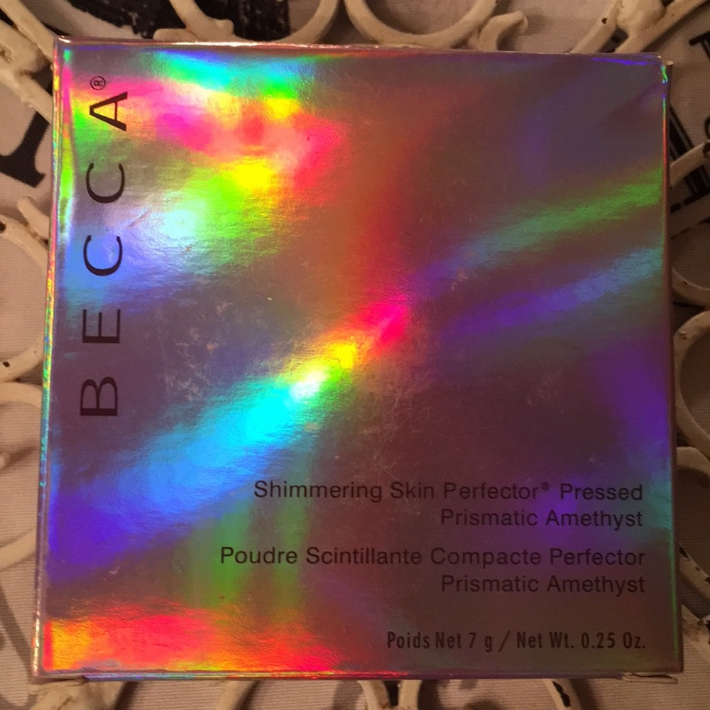 Becca Shimmering Skin Highlighter. Amethyst